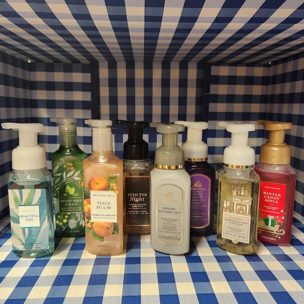 Set of 8 - BBW Through the seasons handsoap